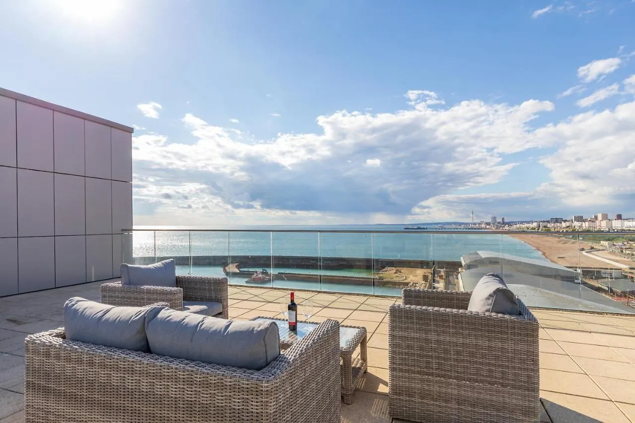 Apartamento Unique Sea View Penthouse With Hot Tub Brighton 0*,  Reino Unido