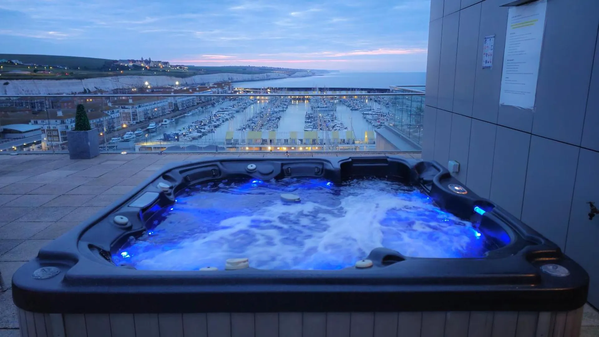 Apartamento Unique Sea View Penthouse With Hot Tub Brighton